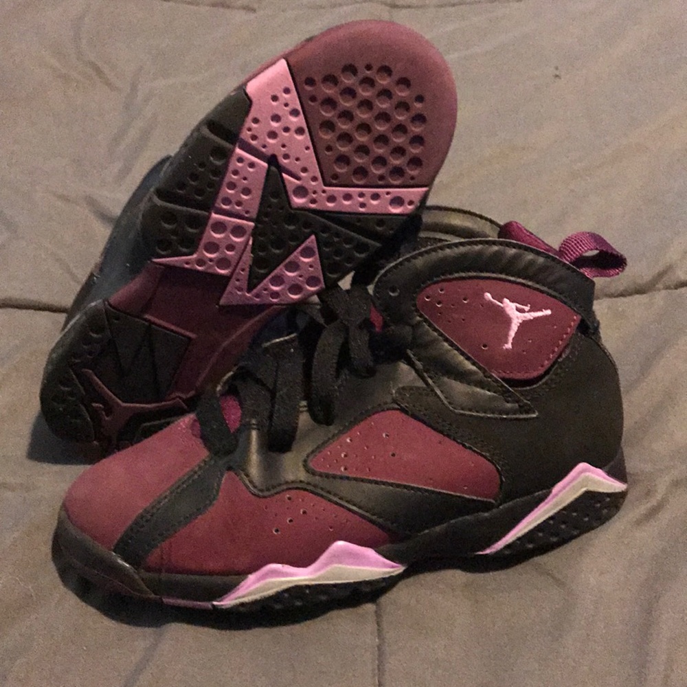 Girls shoes